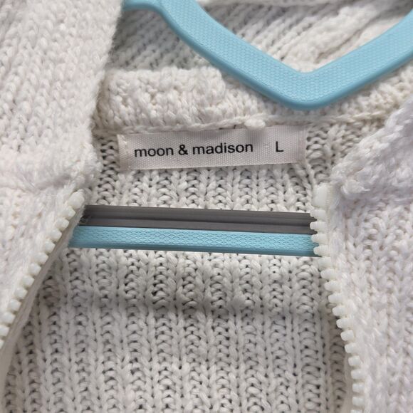 Moon & Madison Sweater Womens Large White Cropped Zip Hoodie Knit Distressed - Picture 5 of 11